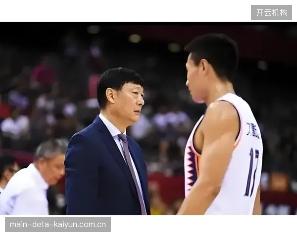 67岁的功勋教练李秋平以总教练身份，辅佐昔日弟子卢伟率队夺冠，完成了上海篮球冠军基因的传承。